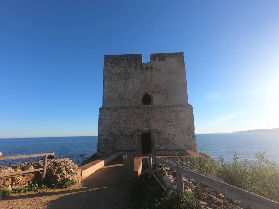 Schoenes Penthouse Mit Meerblick Pura Vida Bahia de Casares 外观 照片