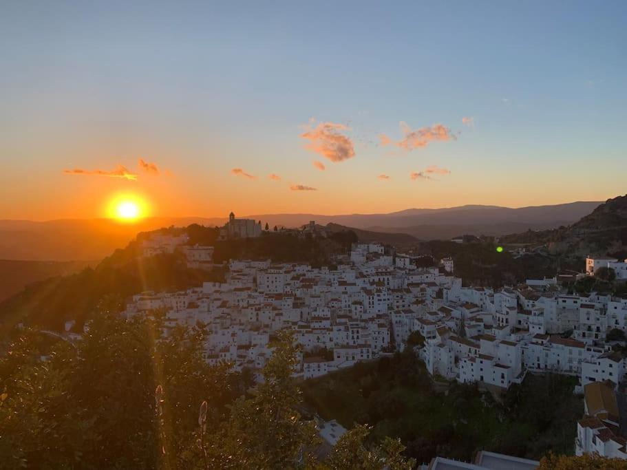 Schoenes Penthouse Mit Meerblick Pura Vida Bahia de Casares 外观 照片